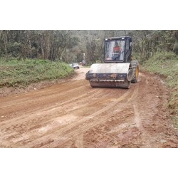 Estrada do Cerne recebe serviços de conservação em Campo Largo
